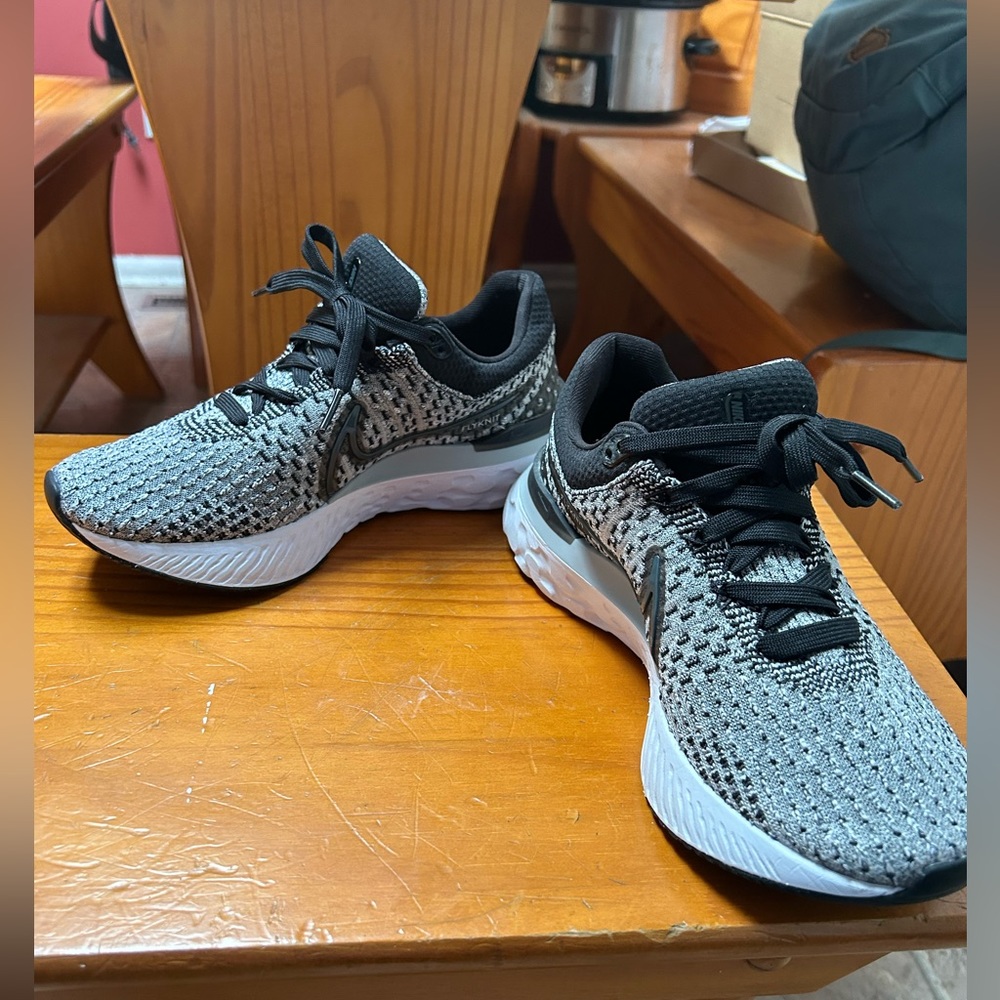 Nike React Flyknit 3
